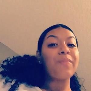 Meet your Posher, Kasey